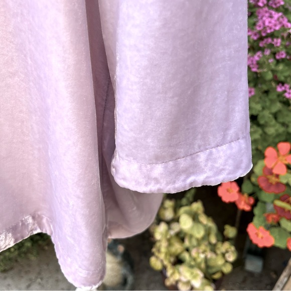 Eileen Fisher Lavender Pink Velvet Top Size L - Picture 5 of 10